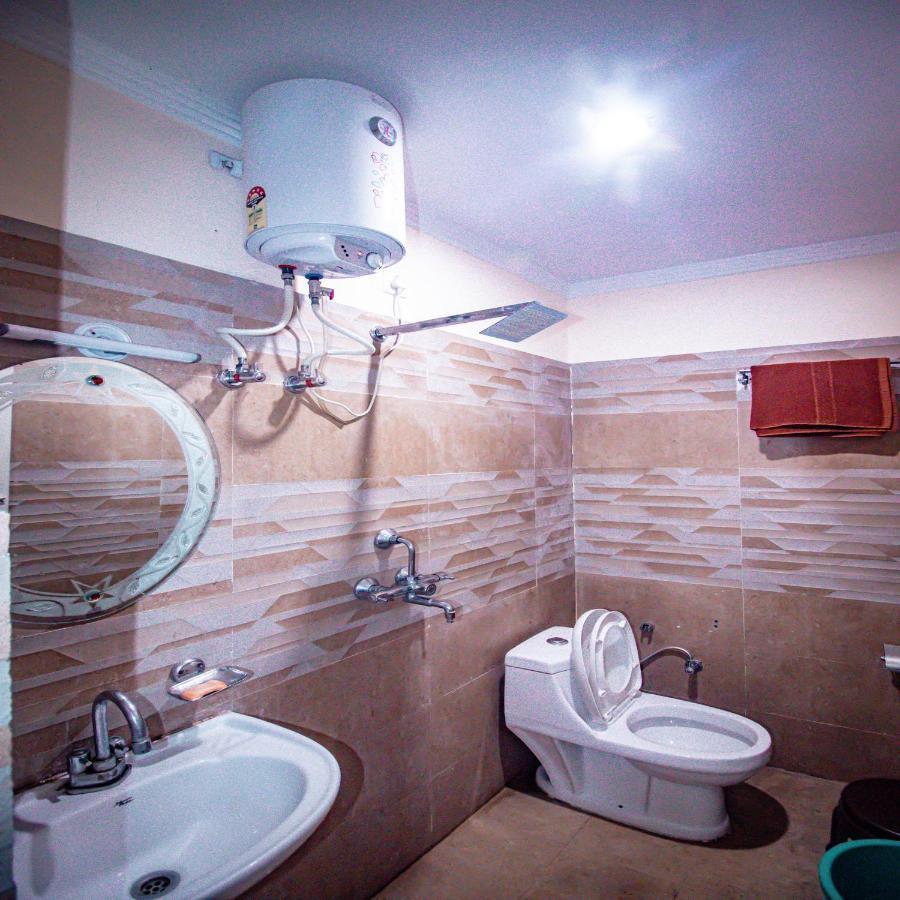 Triple One Hotel Tapovan Rishikesh,Near Laxman Jhula Extérieur photo