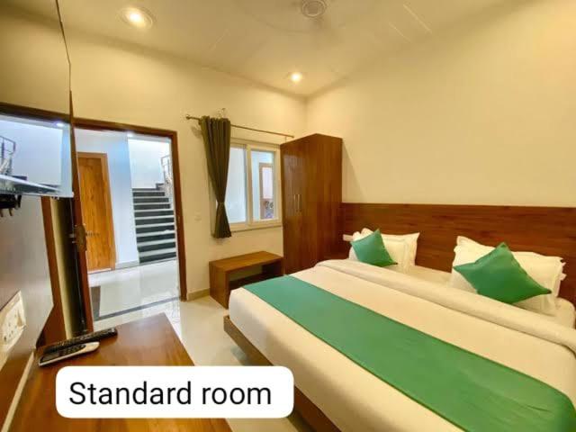 Triple One Hotel Tapovan Rishikesh,Near Laxman Jhula Extérieur photo